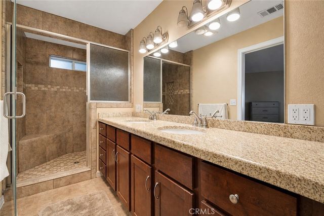 16258 Chiwi, Apple Valley, CA 92307