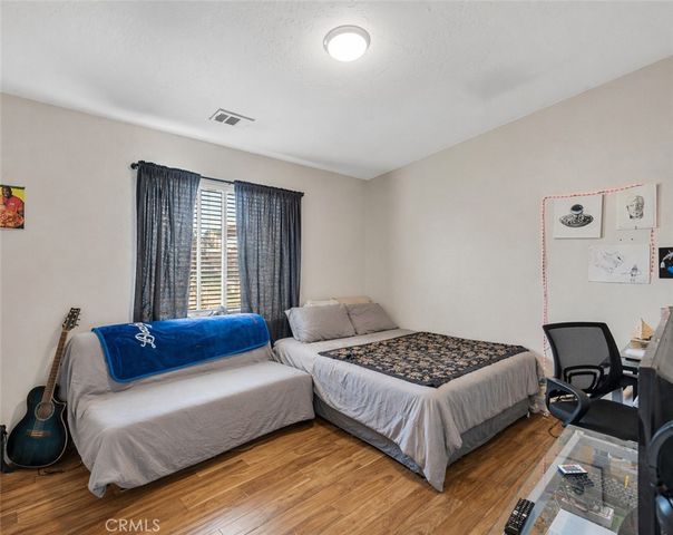 16258 Chiwi, Apple Valley, CA 92307