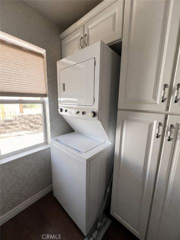 16258 Chiwi, Apple Valley, CA 92307