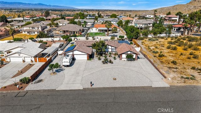 16258 Chiwi, Apple Valley, CA 92307