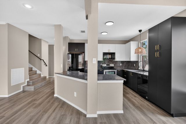 1032 Sugarberry Lane, Flower Mound, TX 75028