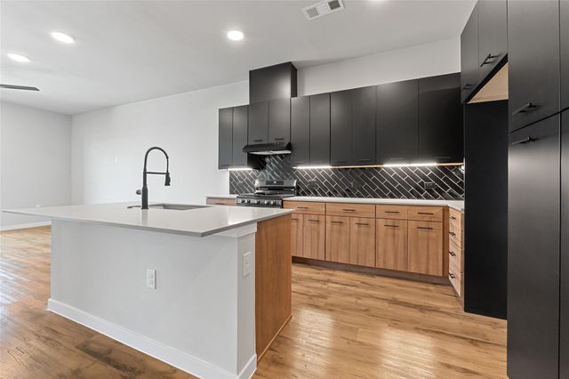4510 Terry-O LN 415, Austin, TX 78745