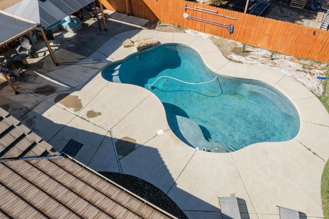 32799 Rd 196 B, Woodlake, CA 93286