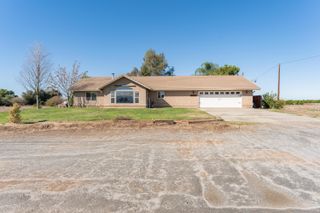 32799 Rd 196 B, Woodlake, CA 93286