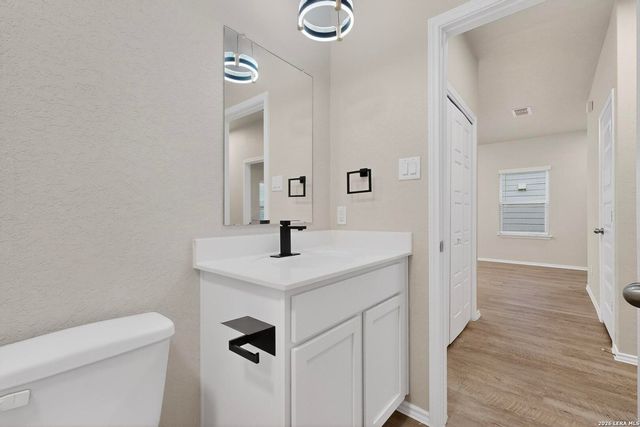 1220 Thea Cv, New Braunfels, TX 78130