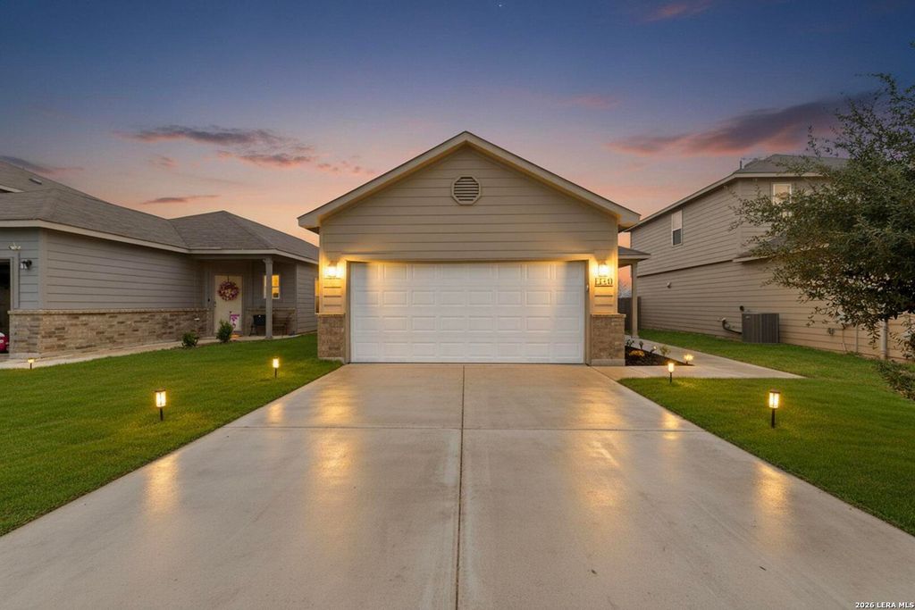 1220 Thea Cv, New Braunfels, TX 78130