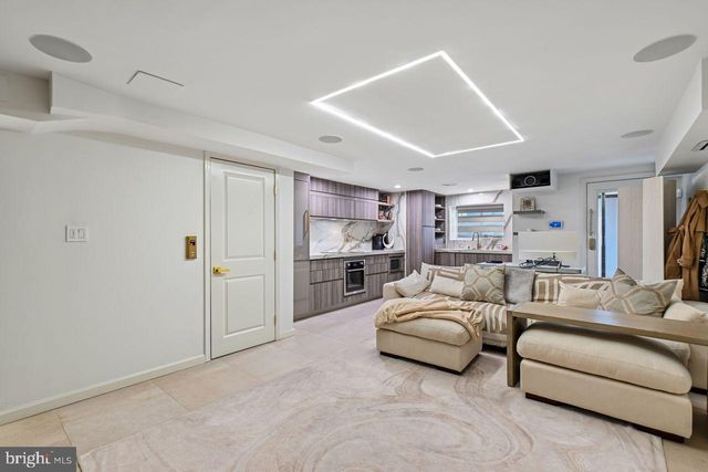 20 RHODE ISLAND AVE NE, Washington, DC 20002