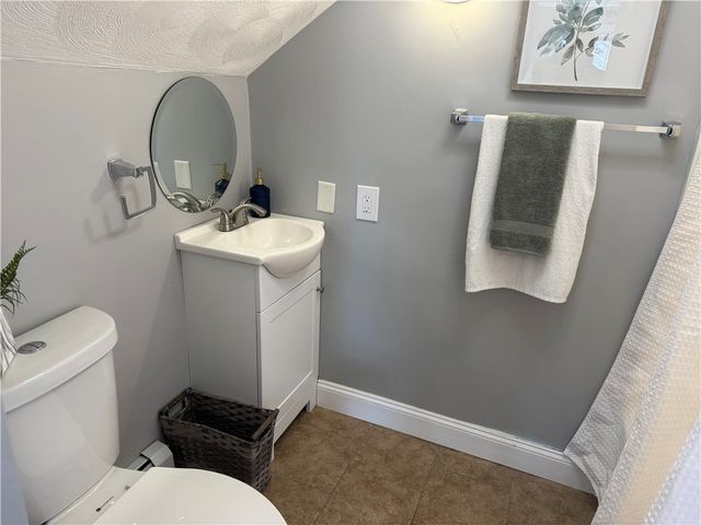 94 Holmes Road, Warwick, RI 02886