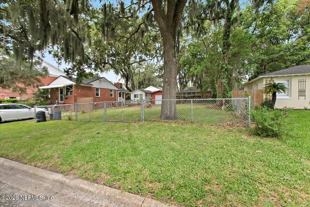 1502 GAY Avenue, Jacksonville, FL 32207
