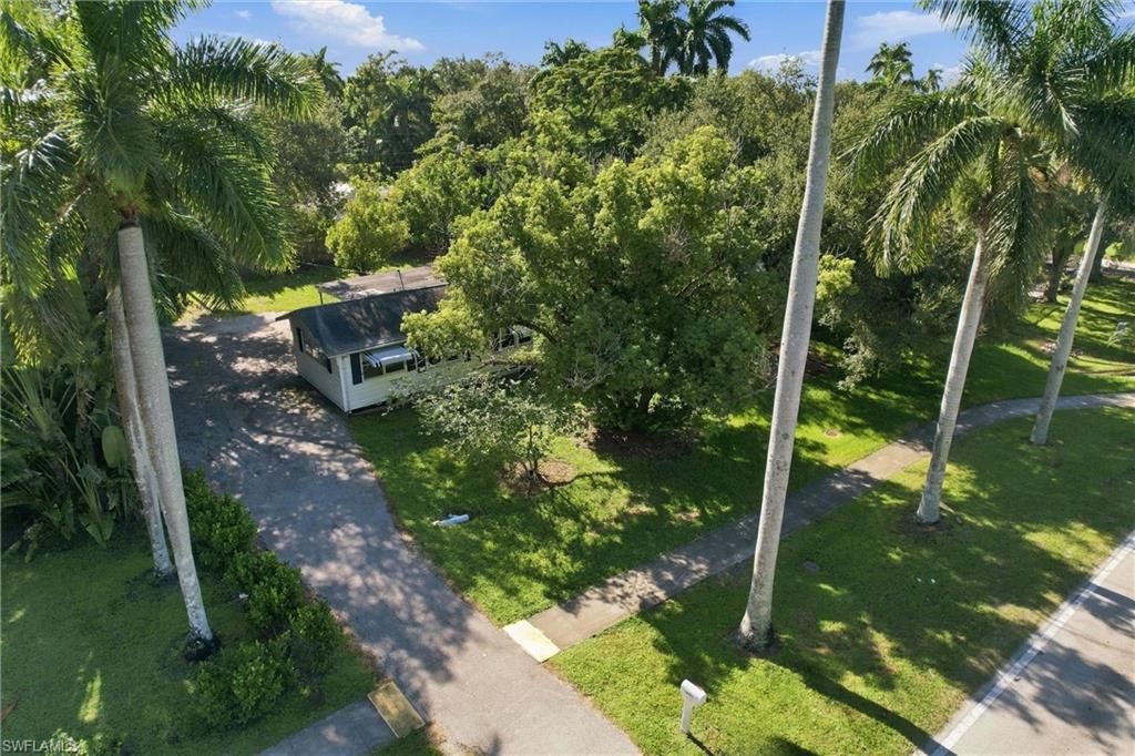 10461 McGregor BLVD, FORT MYERS, FL 33919 — photo 4