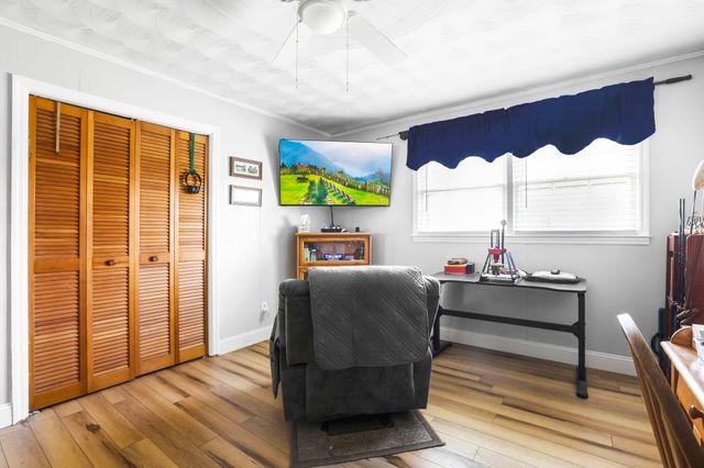 971 Iron Bridge Rd Road, Cowpens, SC 29330