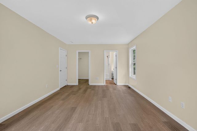 129 East Main Street, Hampstead, NH 03826