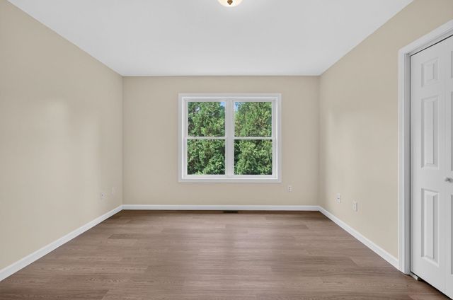 129 East Main Street, Hampstead, NH 03826