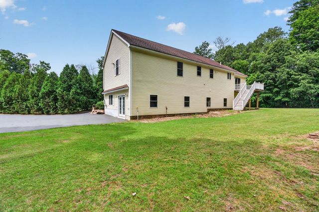 129 East Main Street, Hampstead, NH 03826