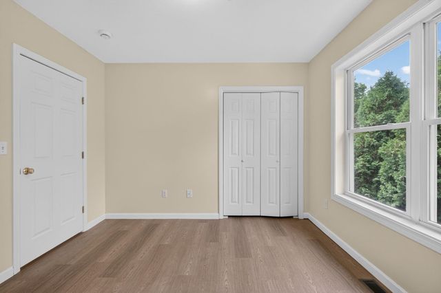 129 East Main Street, Hampstead, NH 03826