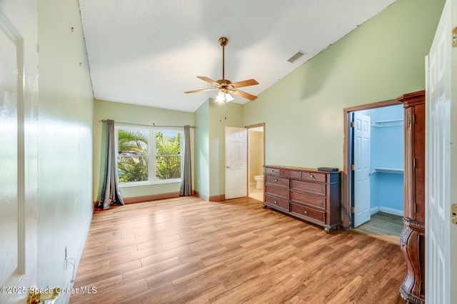 2898 Hagdom Avenue SE, Palm Bay, FL 32909