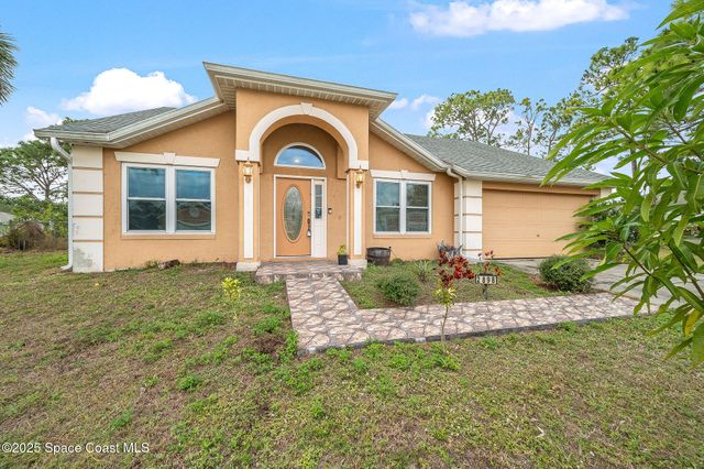 2898 Hagdom Avenue SE, Palm Bay, FL 32909
