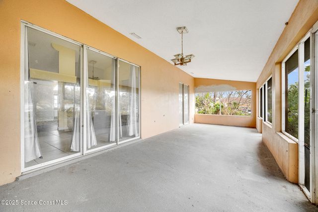 2898 Hagdom Avenue SE, Palm Bay, FL 32909