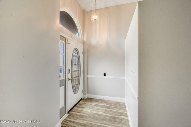 2898 Hagdom Avenue SE, Palm Bay, FL 32909