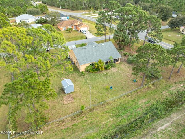 2898 Hagdom Avenue SE, Palm Bay, FL 32909