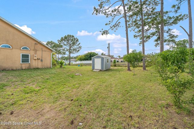 2898 Hagdom Avenue SE, Palm Bay, FL 32909