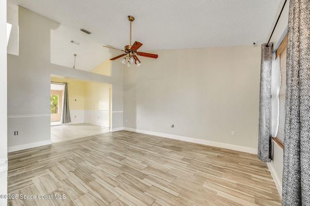 2898 Hagdom Avenue SE, Palm Bay, FL 32909