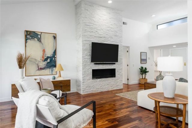 280 Cagney Lane 301, Newport Beach, CA 92663