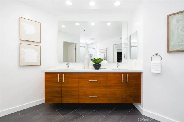 280 Cagney Lane 301, Newport Beach, CA 92663