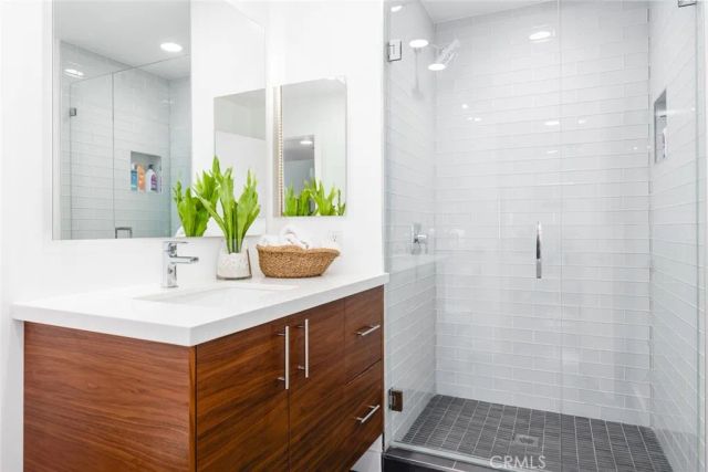280 Cagney Lane 301, Newport Beach, CA 92663