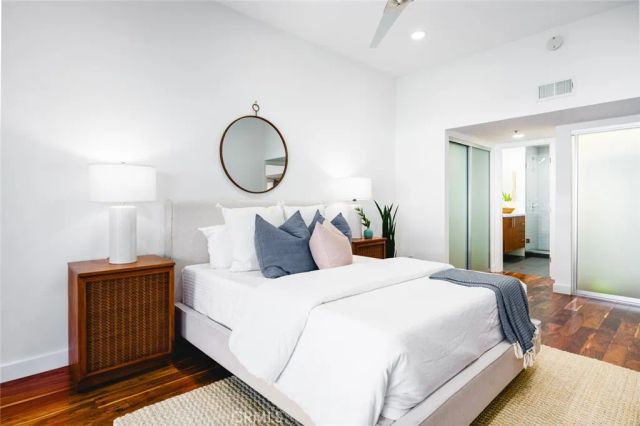 280 Cagney Lane 301, Newport Beach, CA 92663