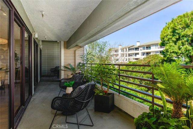 280 Cagney Lane 301, Newport Beach, CA 92663