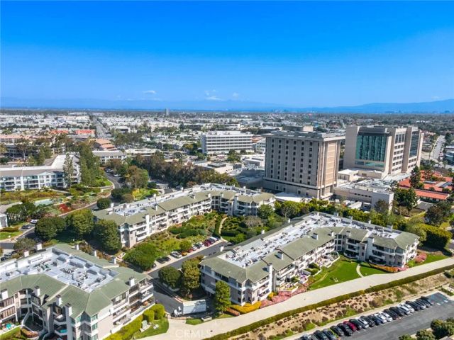 280 Cagney Lane 301, Newport Beach, CA 92663
