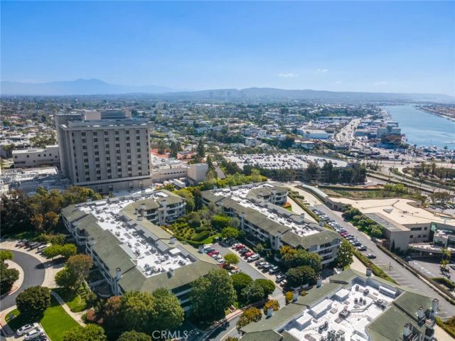 280 Cagney Lane 301, Newport Beach, CA 92663