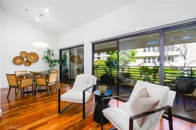 280 Cagney Lane 301, Newport Beach, CA 92663