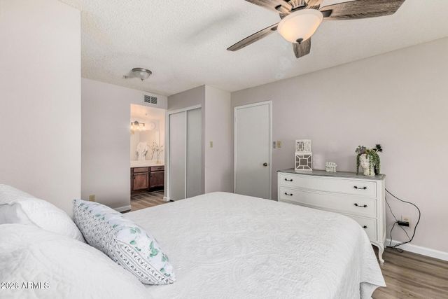 5757 W EUGIE Avenue 1060, Glendale, AZ 85304