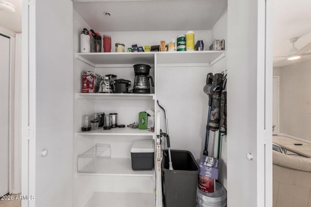 5757 W EUGIE Avenue 1060, Glendale, AZ 85304