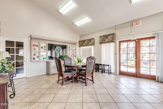 5757 W EUGIE Avenue 1060, Glendale, AZ 85304