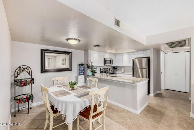 5757 W EUGIE Avenue 1060, Glendale, AZ 85304