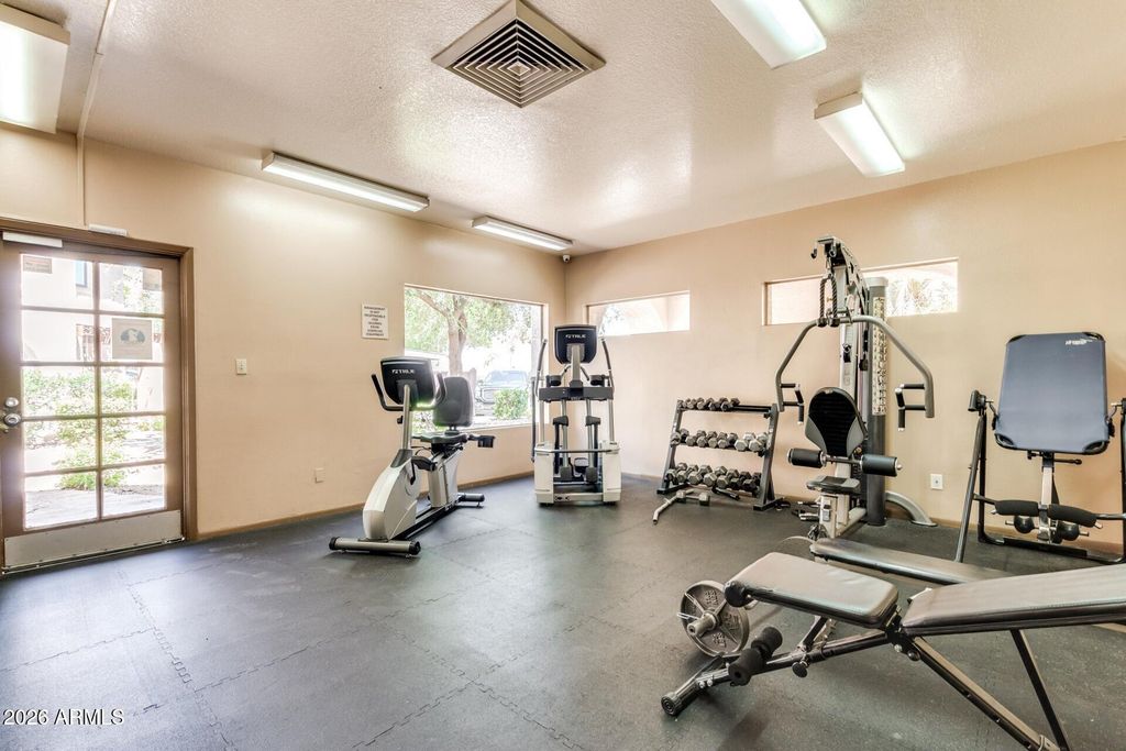 Image 30 of property listing at 5757 W EUGIE Avenue 1060, Glendale, AZ 85304