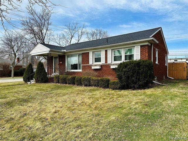 22801 Doremus Street, Saint Clair Shores, MI 48080