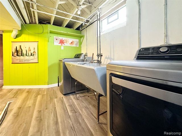 22801 Doremus Street, Saint Clair Shores, MI 48080