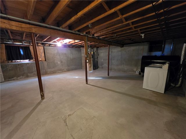 45 Edward Street, Coventry, RI 02816