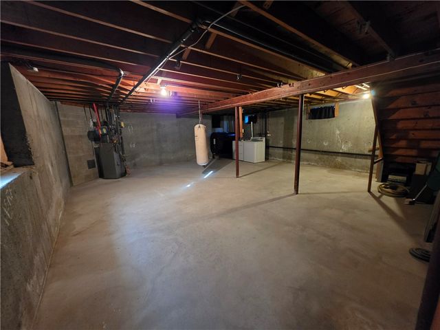 45 Edward Street, Coventry, RI 02816