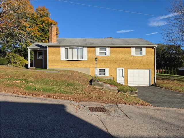 45 Edward Street, Coventry, RI 02816