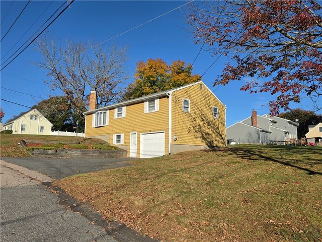 45 Edward Street, Coventry, RI 02816