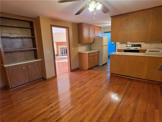 45 Edward Street, Coventry, RI 02816
