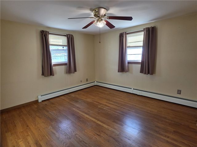 45 Edward Street, Coventry, RI 02816