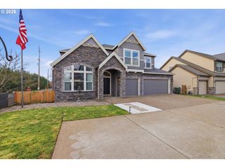 2319 N ROGER SMITH Dr, Newberg, OR 97132