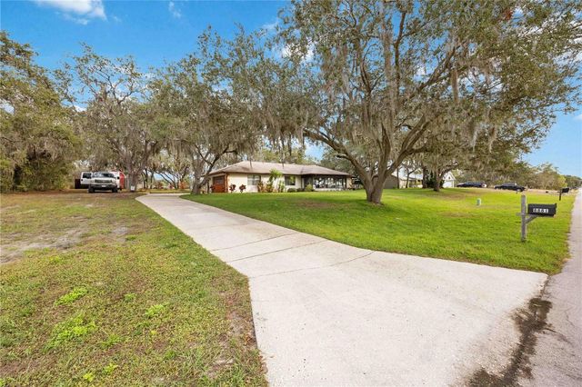 8881 CYPRESSWOOD DRIVE, Lake Wales, FL 33898