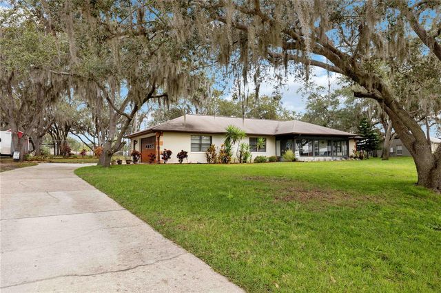 8881 CYPRESSWOOD DRIVE, Lake Wales, FL 33898
